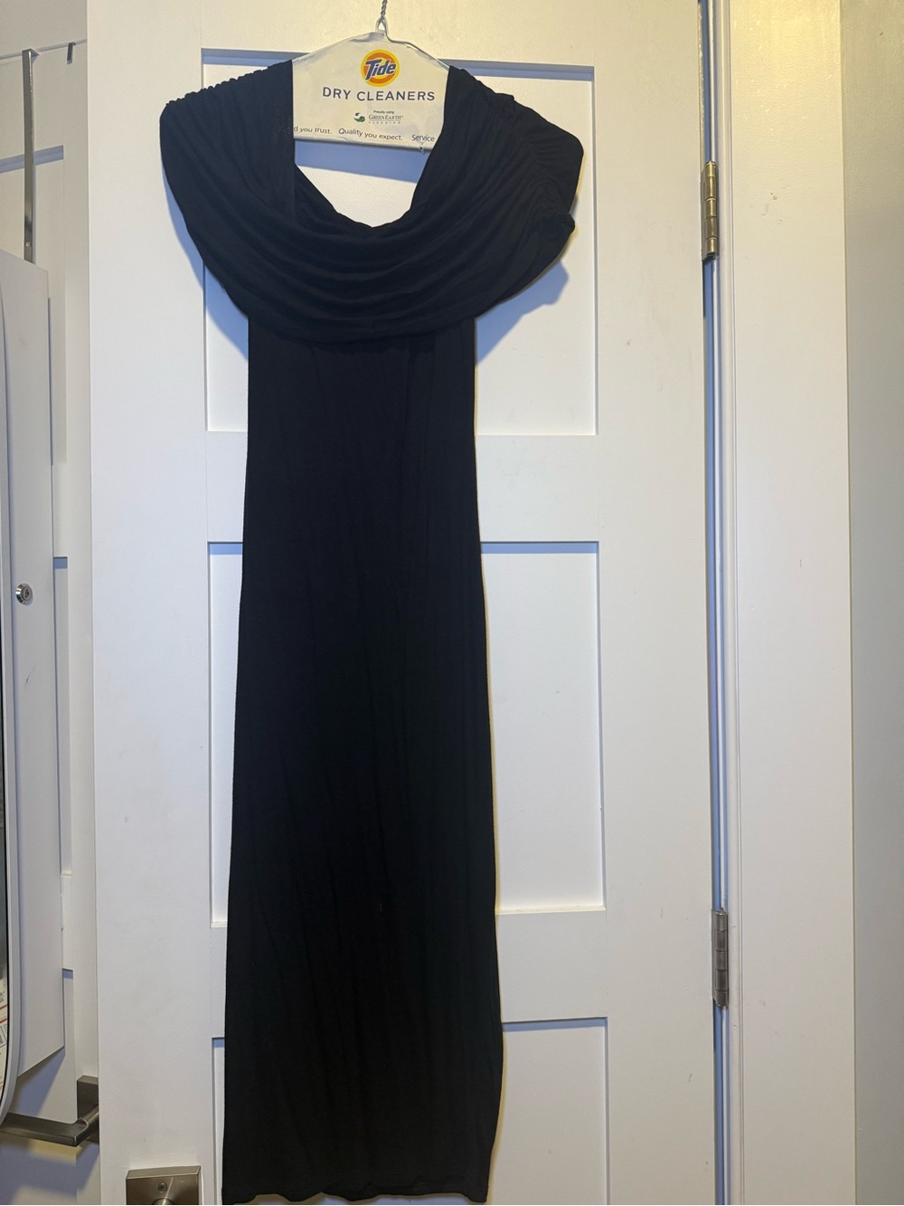 Fashion Nova Black Off-Shoulder Maxi Dress | Size Large